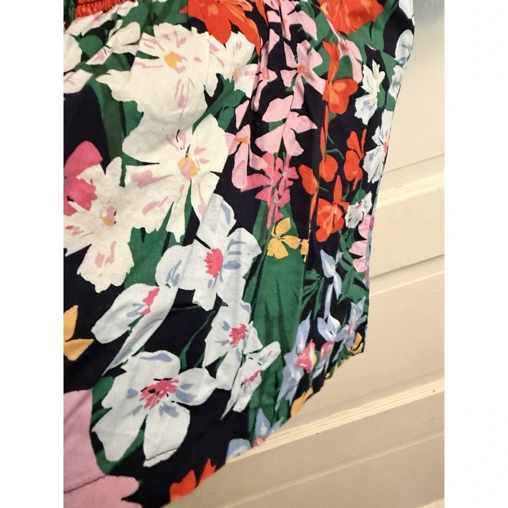 Old Navy black floral